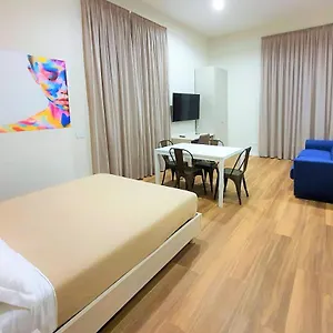 Toledo Place לינה וארוחת בוקר נאפולי