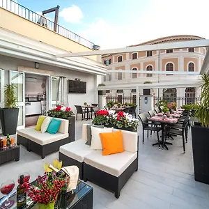 4* מלון Relais Trevi 95 Boutique (adults Only)